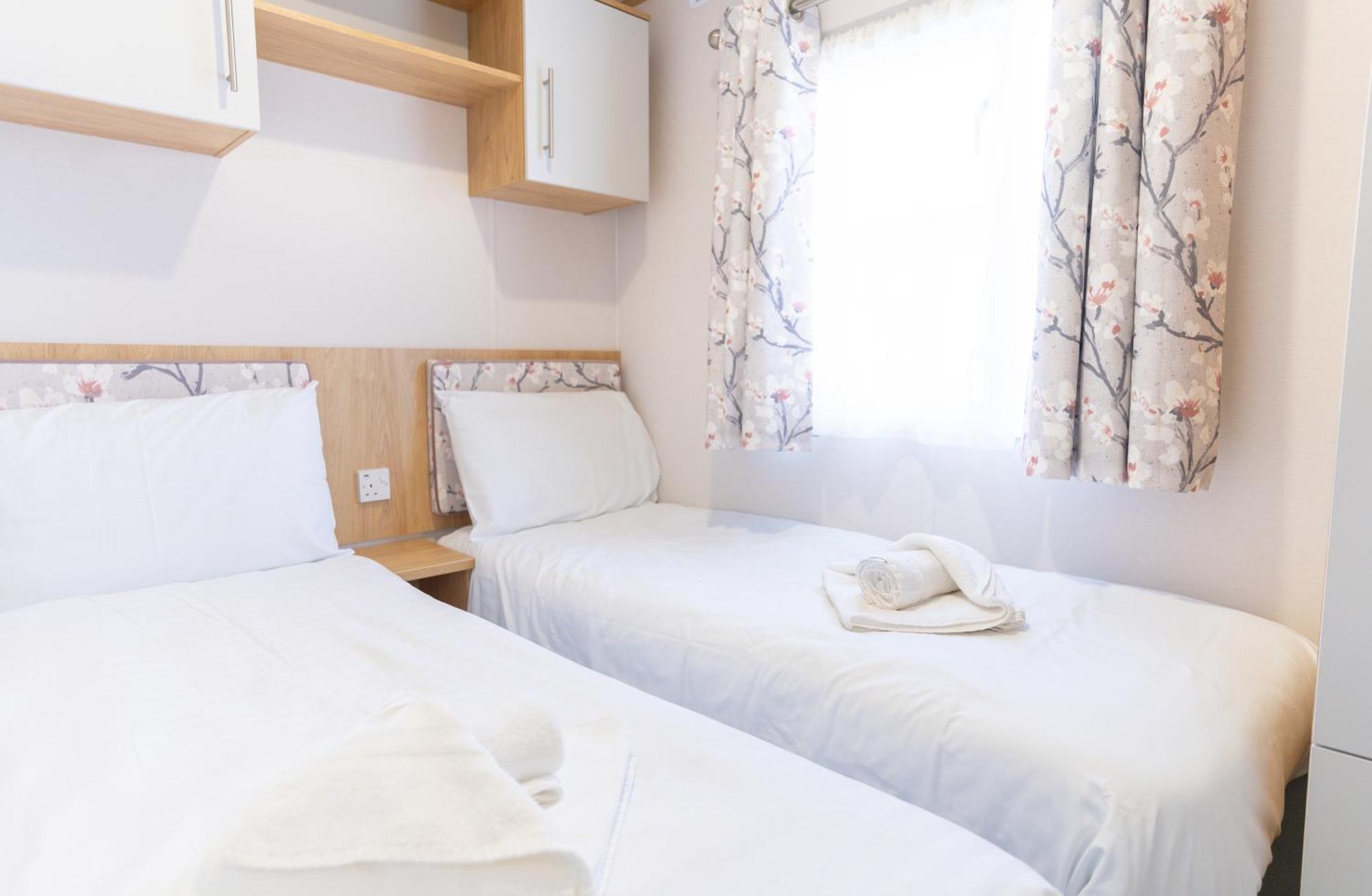 Gimblet Rock Holiday Park Пълхели Екстериор снимка